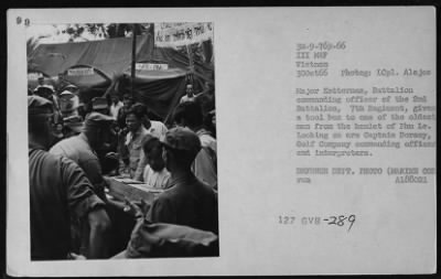 Thumbnail for Vietnamese Civilian Life > People to People (civilians)