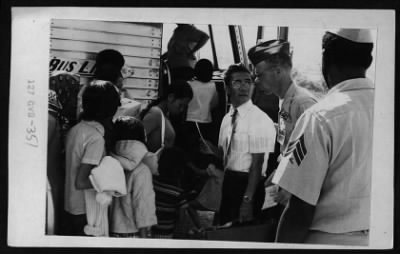 Thumbnail for Vietnamese Civilian Life > Vietnamese Refugees (in US)