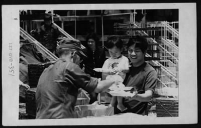 Thumbnail for Vietnamese Civilian Life > Vietnamese Refugees (in US)