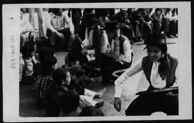 Thumbnail for Vietnamese Civilian Life > Vietnamese Refugees (in US)