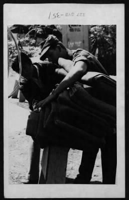 Thumbnail for Vietnamese Civilian Life > Vietnamese Refugees (in US)