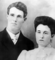 Alfred Walter Brown & Bessie Frasier - 1905 Wedding Photo