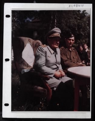 Thumbnail for ␀ > Goering Interview With Allied Press - May 1945. Newspapermen, Radio Commentators, Photographers, And Writers Interviewed Goering Shortly After His Capture. Major Paul Kubla Was The Interpreter.