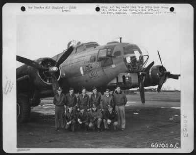 Thumbnail for Consolidated > Lt. Murray With Air And Ground Crews Of The 305Th Bomb Group Beside The Boeing B-17 "Flying Fortress" 'Leading Lady'.  7 Nov. 1944, England.