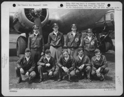 Consolidated > Lt. Donlon And Crew Of The 92Nd Bomb Group Beside A Boeing B-17 Flying Fortress.  England, 30 May 1944.