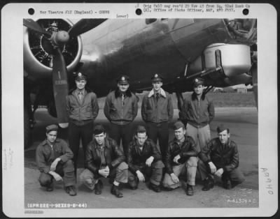 Thumbnail for Consolidated > Crew Of The 92Nd Bomb Group Beside A Boeing B-17 Flying Fortress.  England, 29 August 1944.