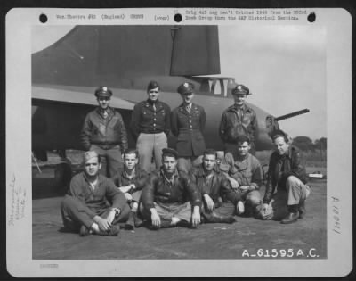 Consolidated > Lt. Casello And Crew Of The 360Th Bomb Squadron, 303Rd Bomb Group Based In England, Pose In Front Of A Boeing B-17 Flying Fortress.  16 July 1943.