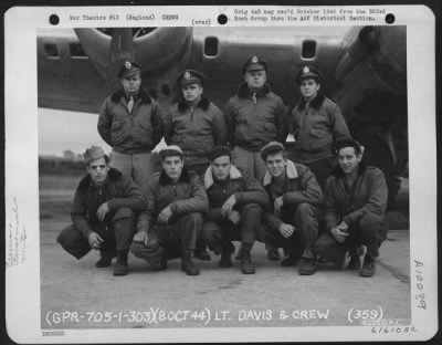 Thumbnail for Consolidated > Lt. Davis And Crew Of The 359Th Bomb Squadron, 303Rd Bomb Group Based In England, Pose In Front Of A Boeing B-17 Flying Fortress.  8 October 1944.