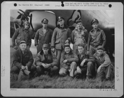 Consolidated > Lead Crew Of Bombing Mission To Ludwigshafen, Germany, In Front Of A Boeing B-17 "Flying Fortress".  359Th Bomb Squadron, 303Rd Bomb Group, England.  3 September 1944.