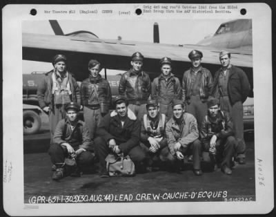 Consolidated > Lead Crew Of Bombing Mission To Cauche D'Ecques, France, Pose Beside A  Boeing B-17 Flying Fortress.  359Th Bomb Squadron, 303Rd Bomb Group, England.  10 September 1944.