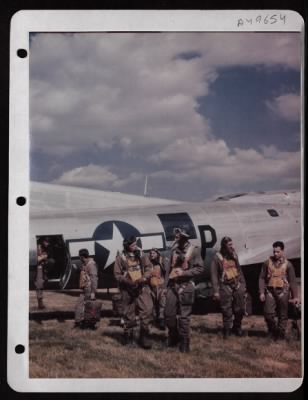 Thumbnail for Bomber > Crew Members Of An 8Th Af B-17 Just Returning From A Mission.