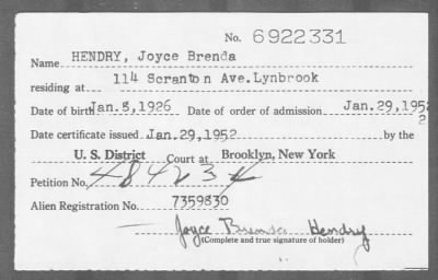 1952 > HENDRY, Joyce Brenda