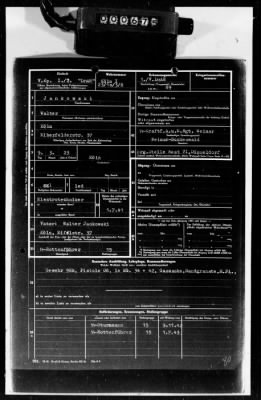 Personnel Files and Identification Papers > Personnel cards of SS troops, lists of awards & promotions