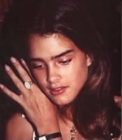 Thumbnail for brooke_shields_shots-3.jpg