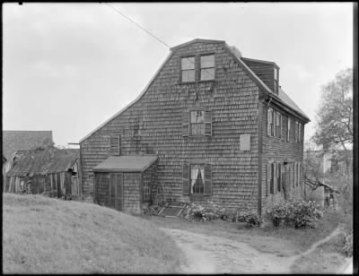 Leon Abdalian Photographs > Ye Old Pratt House, Washington Avenue, Chelsea