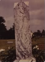 Smith, Minnie B Tombstone.jpg