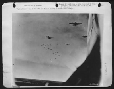 Thumbnail for Boeing > Flying ofrtresses of the 8th Air forces on way to bomb German Target.