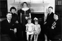 Wallace R. Stanz Family 1920s