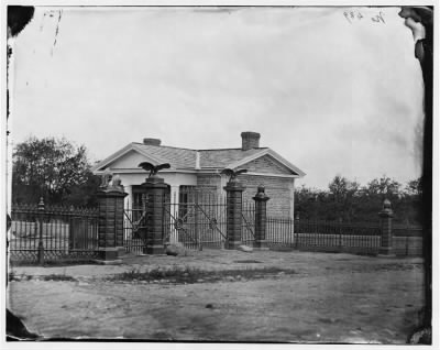 Thumbnail for 1292 - Gettysburg, Pennsylvania. Entrance to Gettysburg National Cemetery