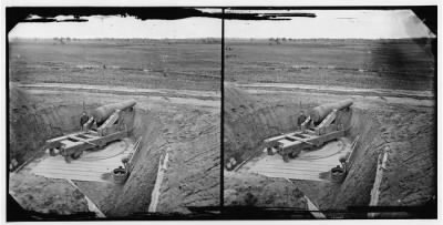 2736 - Dutch Gap Canal, James River, Virginia. A 10-inch Columbiad gun on the James River above Dutch Gap Canal