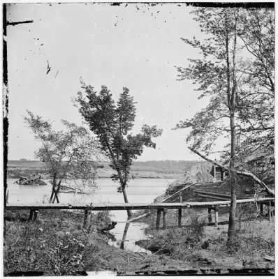 3120 - Drewry's Bluff, Virginia. View of Confederate Fort Darling and obstructions in James River
