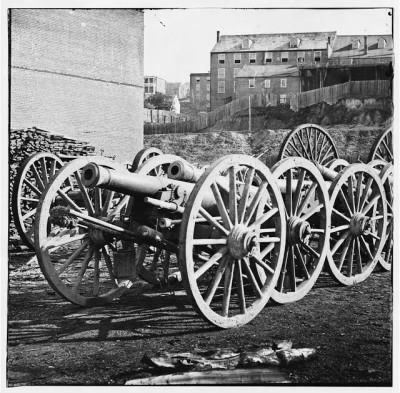 3332 - Unknown location. 6-pdr. field gun, model 1841