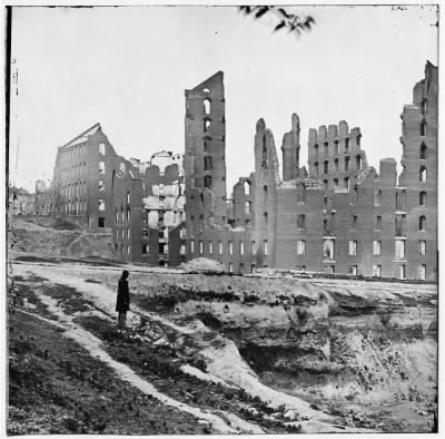 4863 - Richmond, Virginia. Ruined buildings in the burnt district