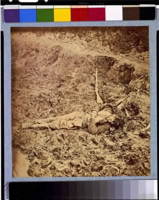 5298 - Dead Confederate soldier, in trenches of Fort Mahone in front of Petersburg, Va., April 3, 1865