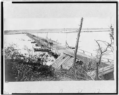 6779 - Military bridge across James River at Varina Landing