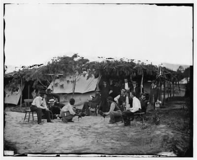 6784 - Petersburg, Virginia. Cock fighting at Gen. Orlando B. Willcox's headquarters