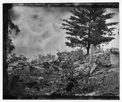 Thumbnail for 6806 - Gettysburg, Pennsylvania. Line of breastworks on Round Top