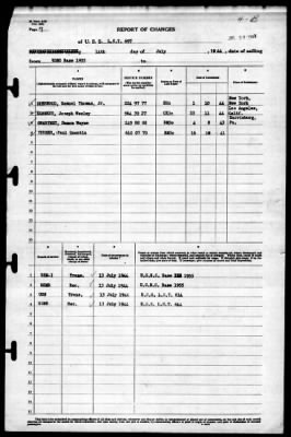 LST 697 (LST 697) > 1944