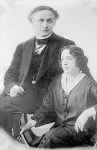 Thumbnail for 388px-Harry_Houdini_and_his_wife.jpg