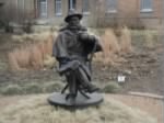 Bronze_statue_of_General_George_Crook_at_Fort_Omaha.jpg
