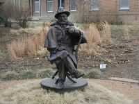 Bronze_statue_of_General_George_Crook_at_Fort_Omaha.jpg