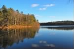 1200px-Walden_Pond,_2010.jpg