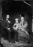 Heffelfinger, Reuben; daughter Anna Maud; wife Jennie (Shepherd); Iowa.jpg