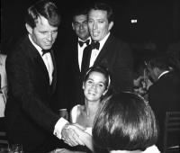 andy_williams_bobby_kennedy.jpg