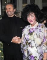 hbz-elizabeth-taylor-gianni-versace-0311-de.jpg