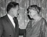 Nelson Rockefeller and Eleanor Roosevelt.jpg