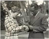 Amelia Earhart and Duke-759266.jpg