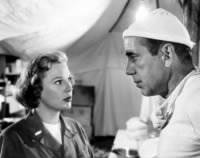 1953-Humphrey-Bogart-and-June-Allyson-in-Battle-Circus.jpg