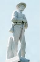 Confederate_Soldiers_Statue-4c_9138.jpg