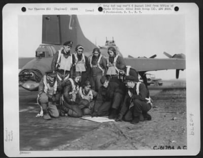 Thumbnail for General > Lt. O'Farrell And Crew Of The 452Nd Bomb Group Beside A Boeing B-17 "Flying Fortress".  England, 4 December 1944.