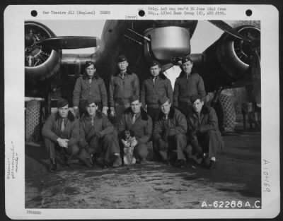 Thumbnail for General > Lt. Holman And Crew Of The 493Rd Bomb Group, 8Th Air Force, Beside The Boeing B-17 Flying Fortress.  26 Dec. 1944, England.