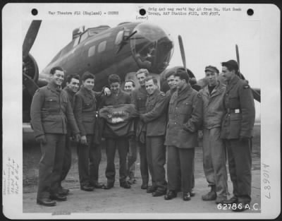 Thumbnail for General > Combat Crew Of The 91St Bomb Group, 8Th Air Force, Beside A Boeing B-17 Flying Fortress.  England.