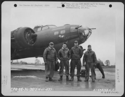 General > Crew Of The 381St Bomb Group Beside The Boeing B-17 "Flying Fortress" 'Lucky Strike' At 8Th Air Force Station 167, Ridgewell, Essex County, England.  14 November 1943.
