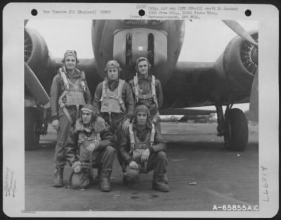 Thumbnail for General > Lt. Dorrington And Crew Of The 381St Bomb Group In Front Of A Boeing B-17 "Flying Fortress" At 8Th Air Force Station 167, Ridgewell, Essex County, England.  3 June 1944.