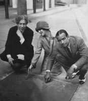 Grauman, Pickford, Fairbanks.jpg