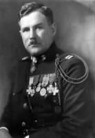 414px-Cukela_Capt_Louis_USMC_h79333.jpg